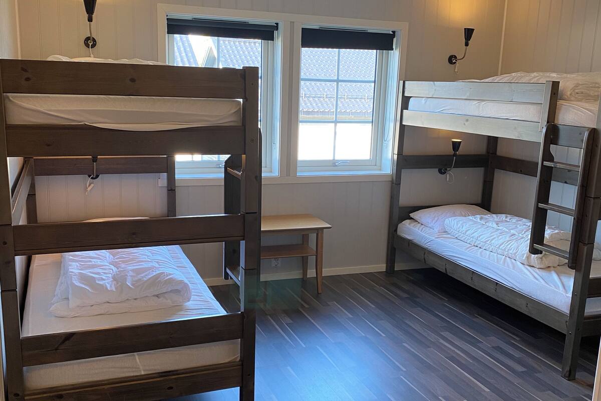 Habitación cuádruple familiar, varias camas (Rom 23, 63, 21) | Ropa de cama