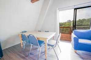 Dining - A-Frame Cabin on Table Rock Lake, by SDC! (Branson)