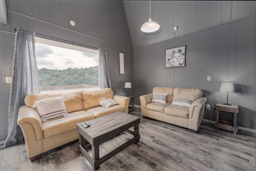 Lakefront Cabin- Boat Slip Access, By Sdc! - Branson, MO