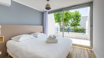 Standard Apartment, 1 Bedroom | 1 bedroom, free WiFi, bed sheets