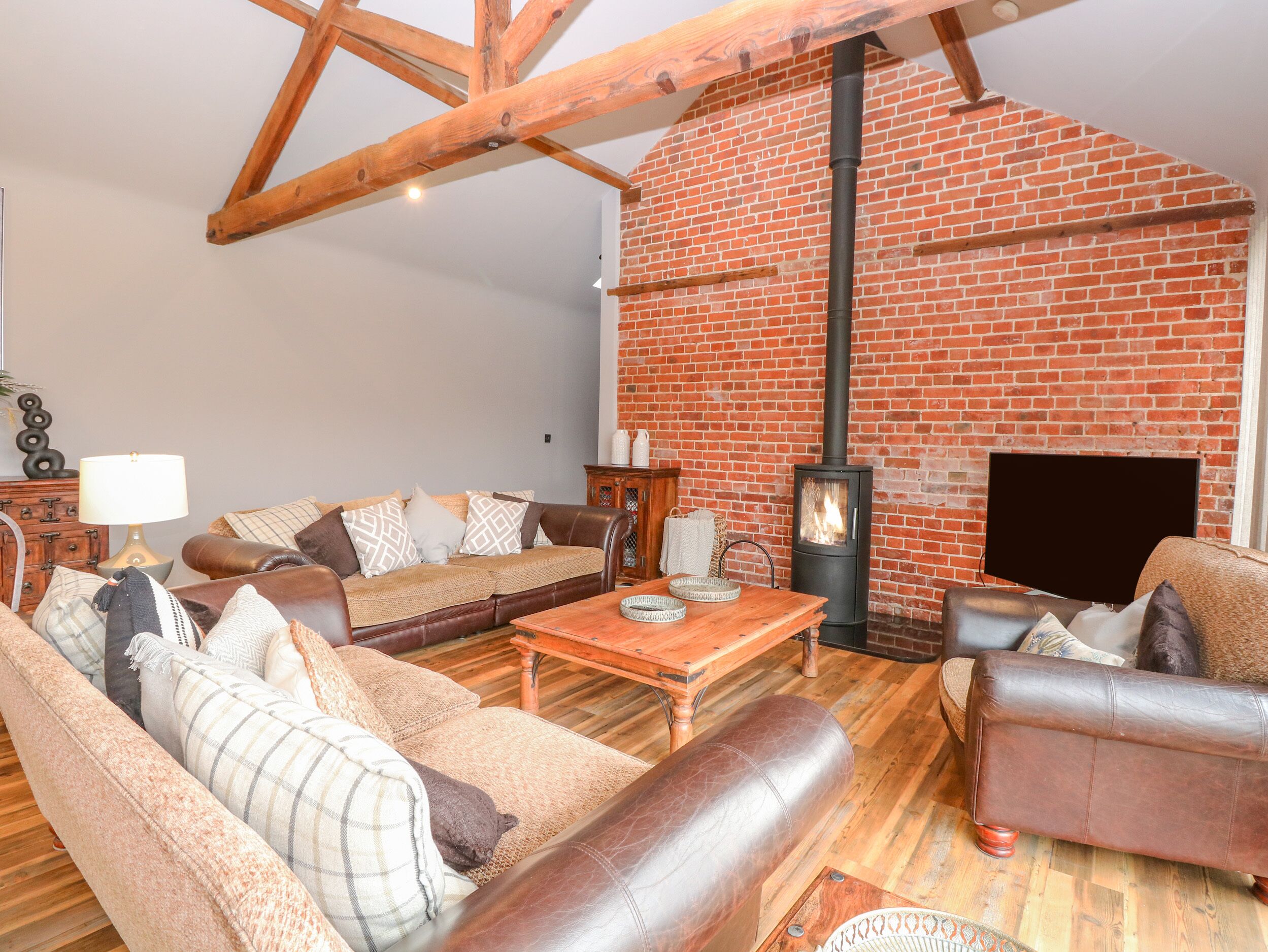 Shorthorn Barn, Pet Friendly, Character Holiday Cottage In Taverham - Norwich