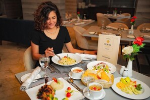 Dining - Jewel Green Mountain Hotel (Cairo)