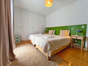 2 bedrooms, soundproofing, iron/ironing board, WiFi