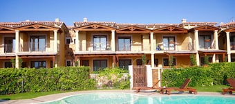 Myrsine 2 by Wonderful Italy