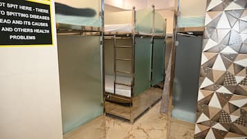 Dortoir Partagé, hommes uniquement (with AC)