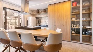 ์ํํธ | ๋ค์ด๋