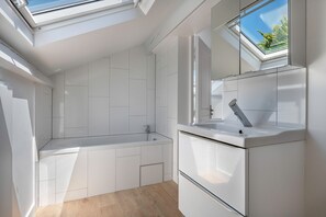 Badekar og hårføner