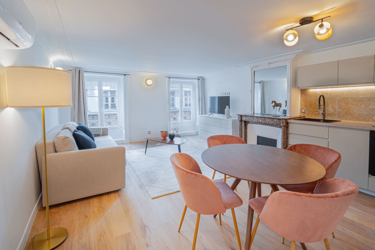 One Bedroom Deluxe Apartment