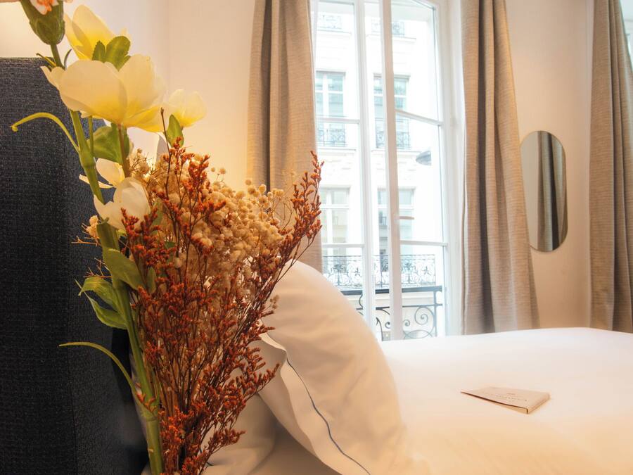 Superior Apartment | Premium bedding, pillowtop beds, in-room safe, blackout drapes