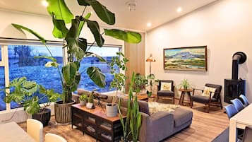 Comfort Villa | Living area | 50-inch Smart TV with digital channels, TV, Netflix