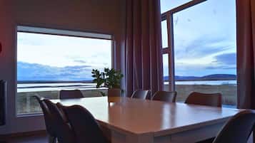 Comfort Villa | Living area | 50-inch Smart TV with digital channels, TV, Netflix