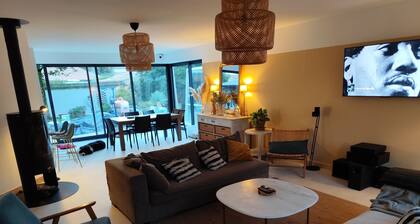Beautiful 150 m² house with swimming pool, petanque area and large garden