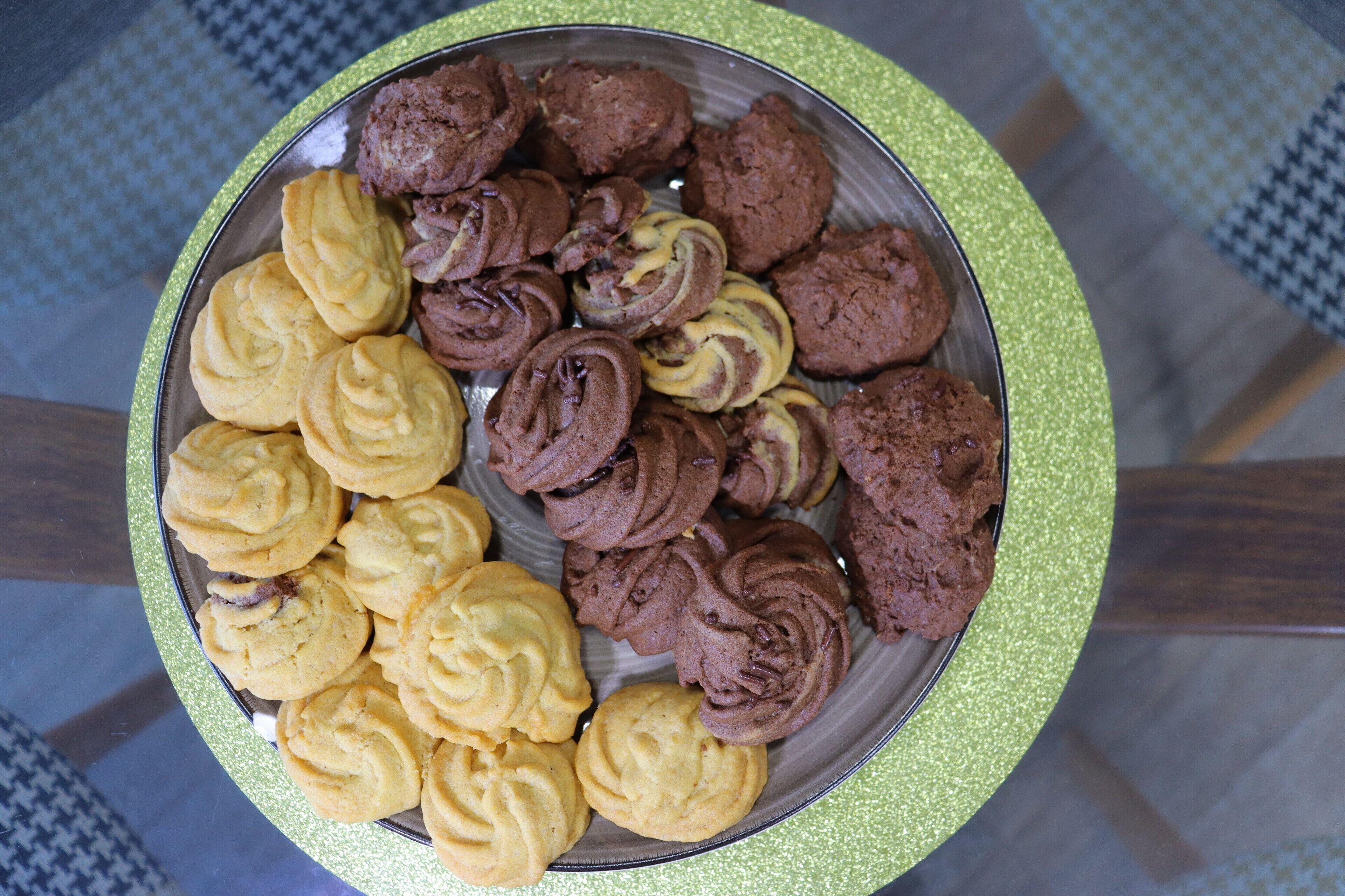 A plate of assorted cookies.