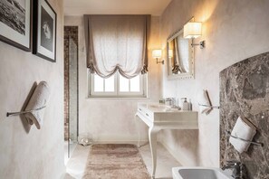Villa (4 Bedrooms) | Interior - Villa Presidential (Tar-Vabriga)