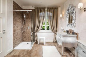 Villa (4 Bedrooms) | Interior - Villa Presidential (Tar-Vabriga)