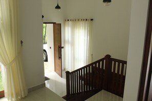 Standard Villa, 2 Bedrooms, Garden View | Living area
