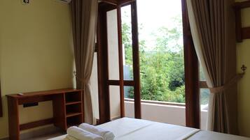 2 bedrooms, premium bedding, memory-foam beds, desk