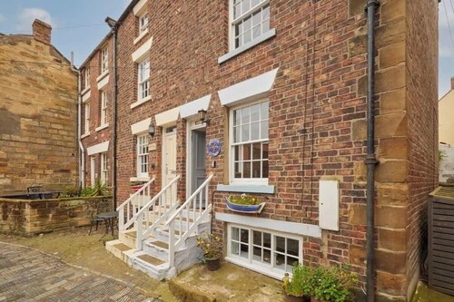 Host & Stay | Hampdon Cottage