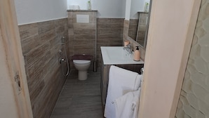 Unclassified image, 5 of 7, button - B&B li salcuneddi  (Aglientu)