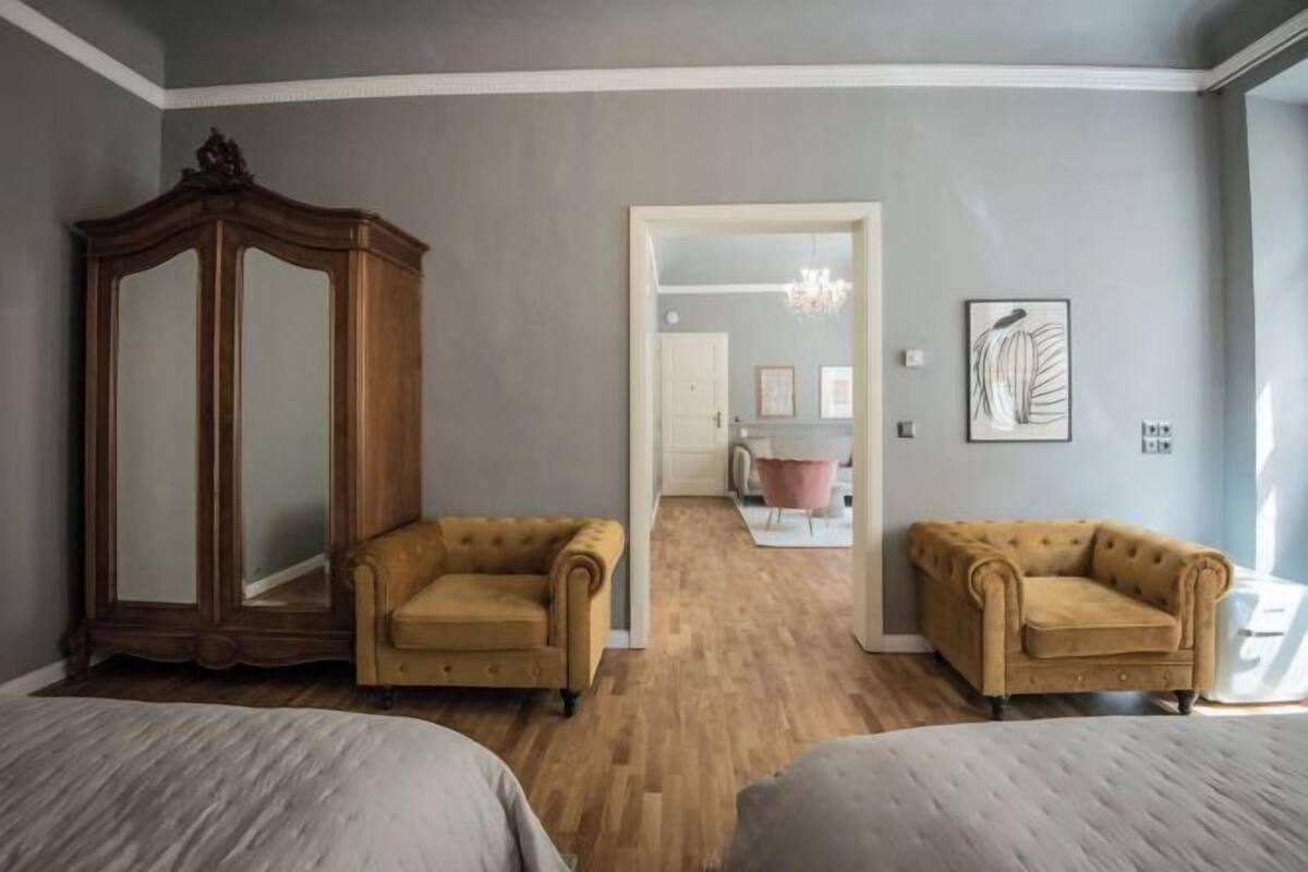 1 bedroom, minibar, individually furnished, desk