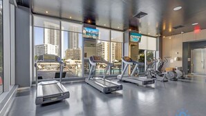 Fitness facility - Infinite View 1BR w/ Balcony & Pool (Hallandale Beach)