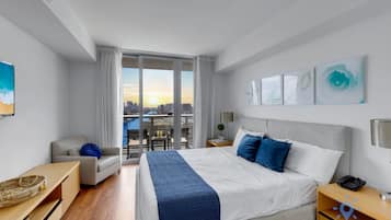 1 chambre, fer et planche à repasser, lit de bébé portatif, Wi-Fi