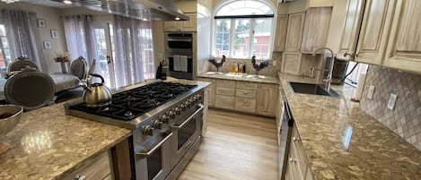 Refrigerador y microondas