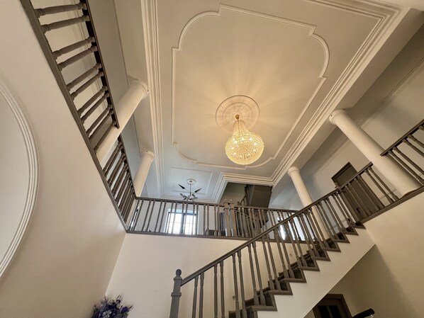 Interior detail - Mansion Hotel Yerevan (Yerevan)