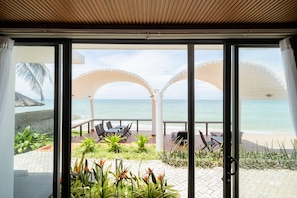 Deluxe Bungalow | Premium bedding, pillowtop beds, minibar