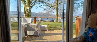 Marina View - a holiday lodge that sleeps 6 guests in 3 bedrooms