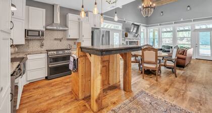 Country Solitude Close To The Beach 3 Bedroom Farmhouse by RedAwning