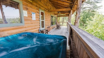 Cabin, 2 Bedrooms | Outdoor spa tub