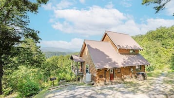 Cabin, 2 Bedrooms | Exterior