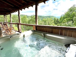 Cabin, 2 Bedrooms | Outdoor spa tub