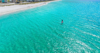 Narvana-Gulf View Home Across from Beach. Pup Friendly