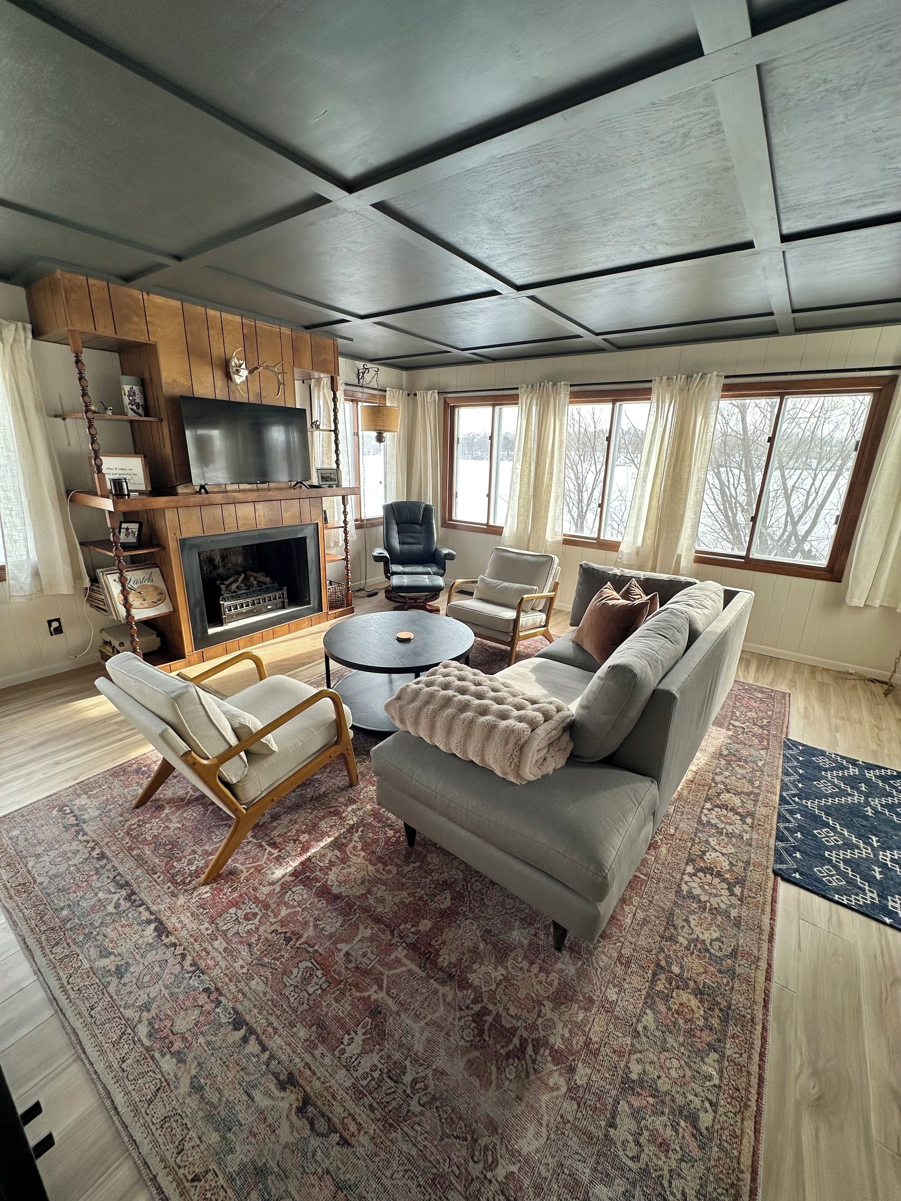 智能電視、書籍