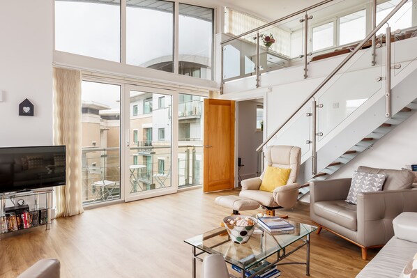 Living area - Casa Lisa (Poole)