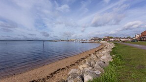 Beach - Trade Winds (Poole)