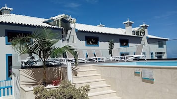 Sun deck