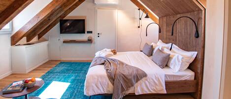 Ropa de cama hipoalergénica y sistema de insonorización