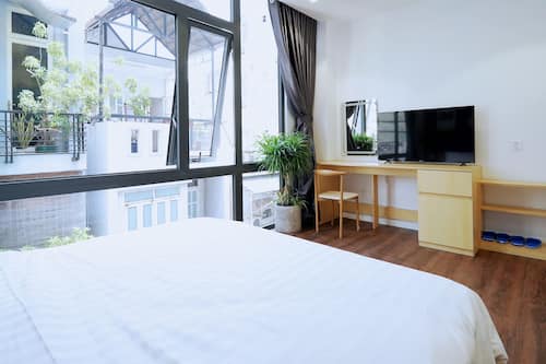华丽双人房, 1 张大床, 私人浴室 | 防过敏的被褥、记忆海绵床垫、迷你吧、特色装修