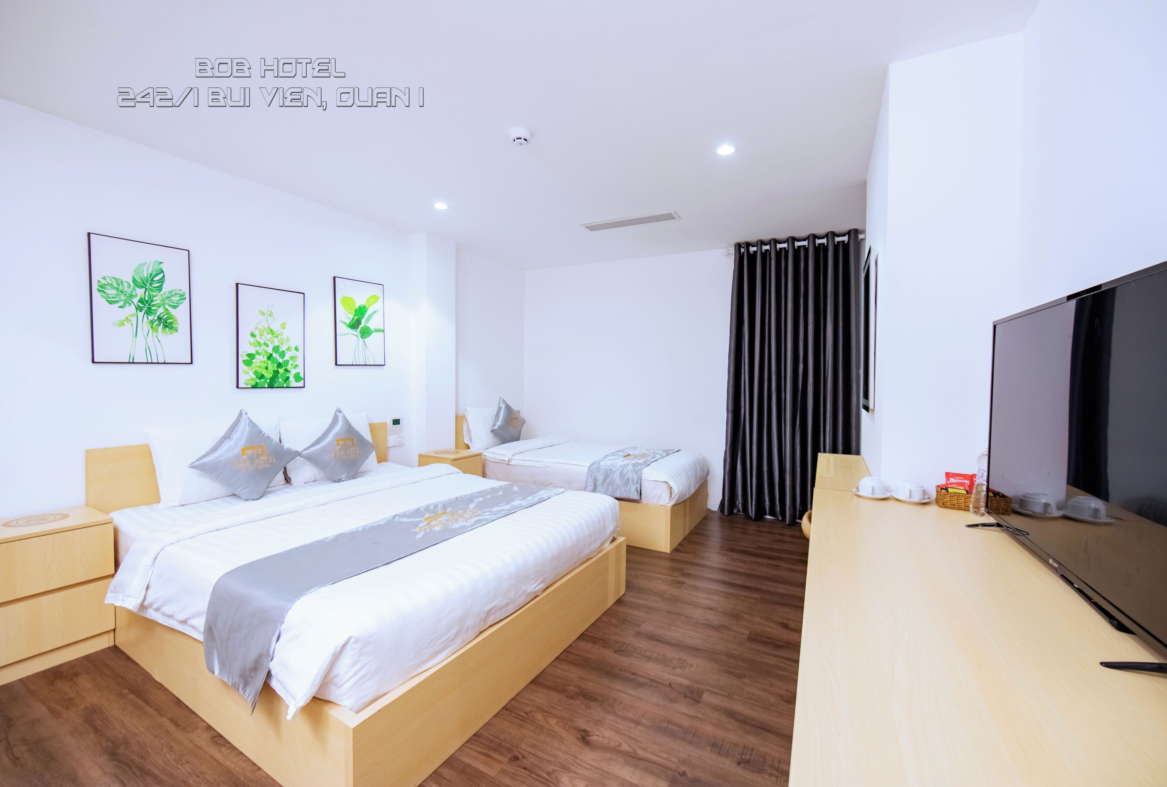 Deluxe Triple Room | Hypo-allergenic bedding, memory-foam beds, minibar