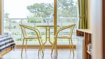 基本客房, 1 間臥室 (203(Ocean View/No cooking)) | 1 間睡房、免費 Wi-Fi