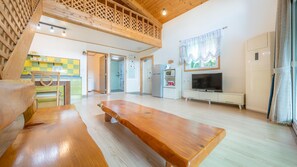 Basic Room, 2 Bedrooms (Woodi) | 1 bedroom, free WiFi - Ganghwado Elinhuvert Pension (Incheon)