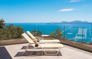 别墅 | 2 多间卧室