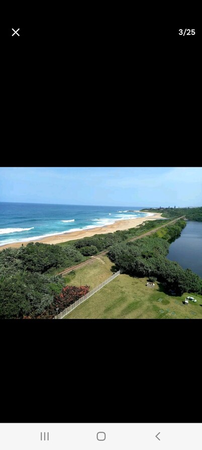 2 beds apartment on the sea, garden view, BBQ, close to all amenities.