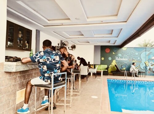 Boston Hill Resort & Hotel Ltd