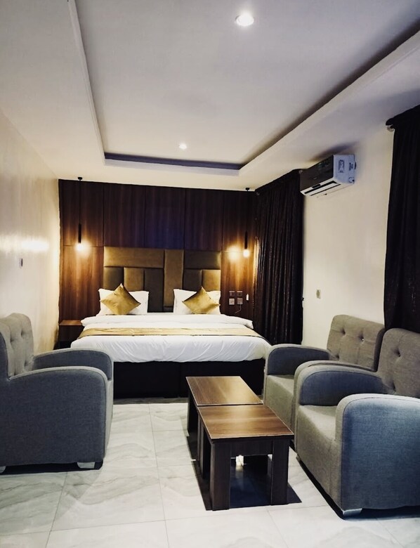 1 quarto, individualmente mobiliados, Wi-Fi de cortesia, roupa de cama