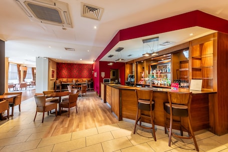Bar (on property). The Milestone Hotel, Peterborough (Cambridgeshire), Sure Collection by Best Western