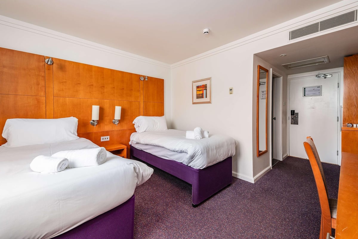 Iron/ironing board (on request), WiFi (free), bed sheets